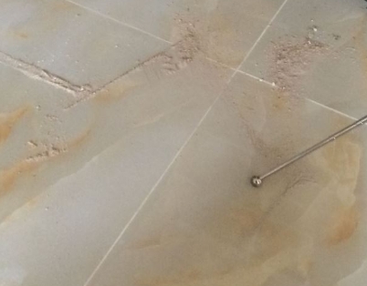 兴城瓷砖空鼓维修公司分享粘合剂选择不当在瓷砖铺贴过程中可能导致以下问题